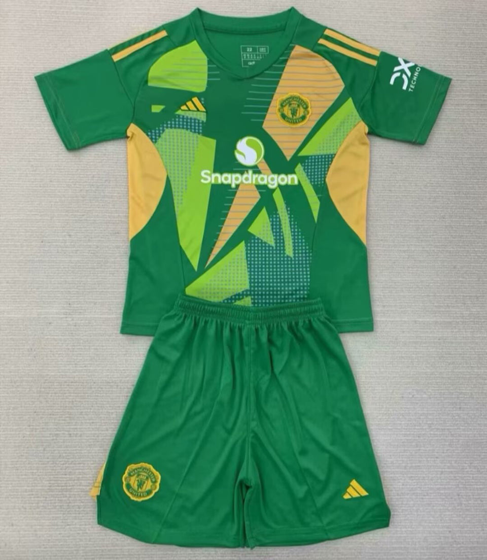 2024/25 Manchester United Goalkeeper Short Sleeve Jersey for Kids