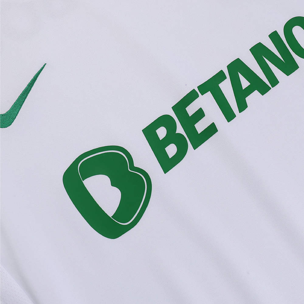 2024-25 Sporting CP Away Kit