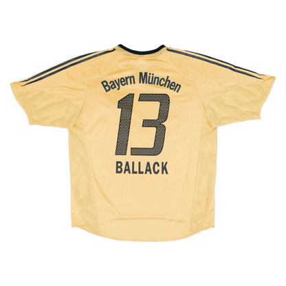 2004-05 FC Bayern München Away Kit