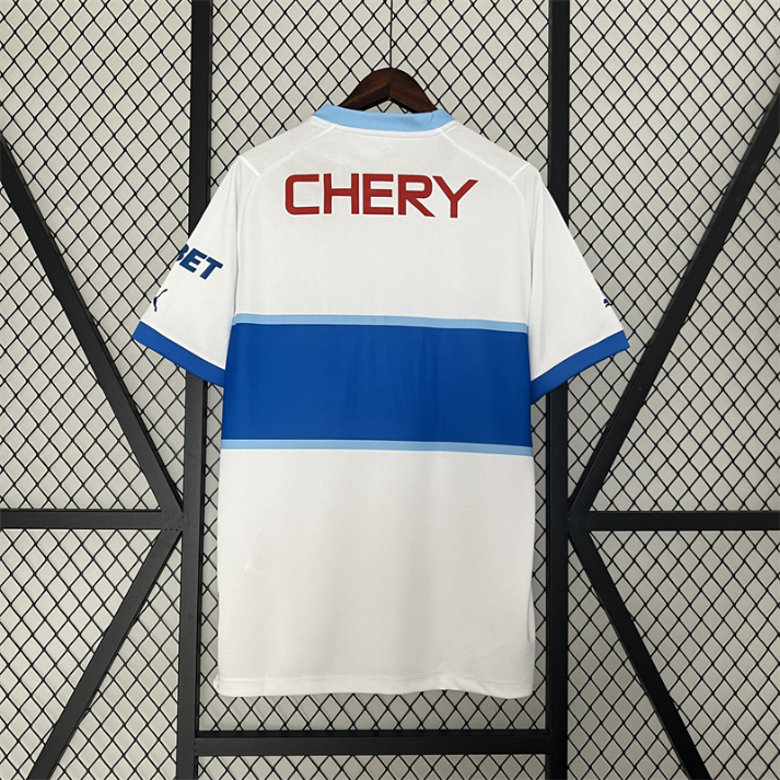 2024-25 Club Universidad Católica Home Kit