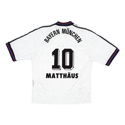 1996-98 FC Bayern München Away Kit